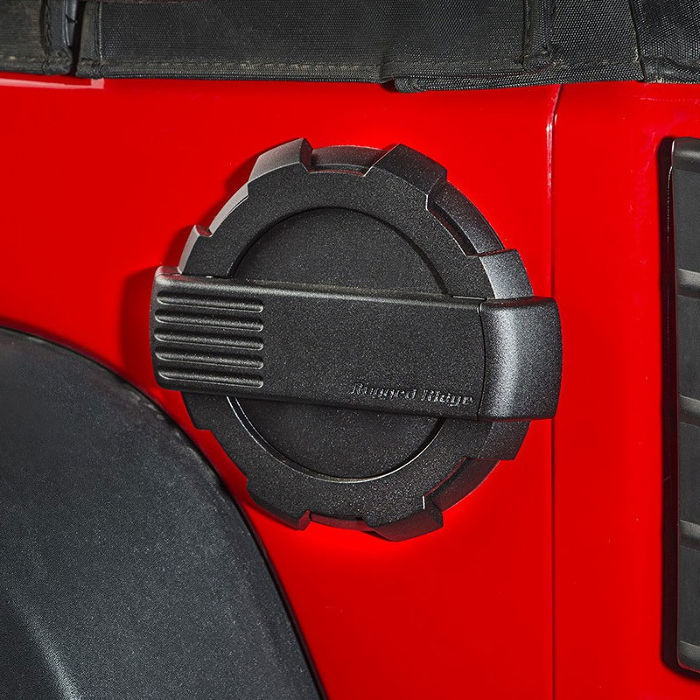 תמונה נוספת של מכסה דלק עלית שחור רנגלר JK  Rugged Ridge