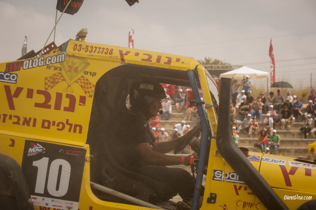 תמונה 25 מתוך ג'יפ התחרות