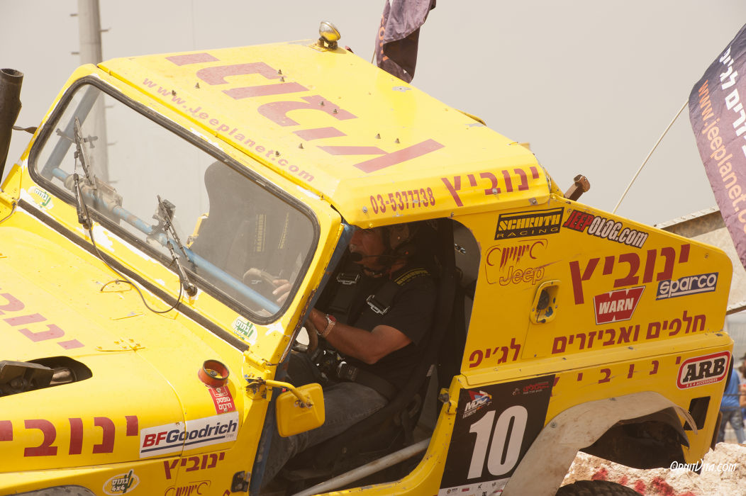 תמונה 44 מתוך ג'יפ התחרות